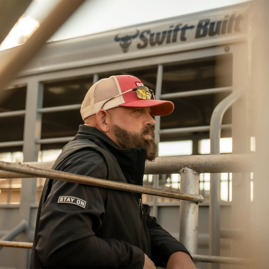 #color_cranberry-beige